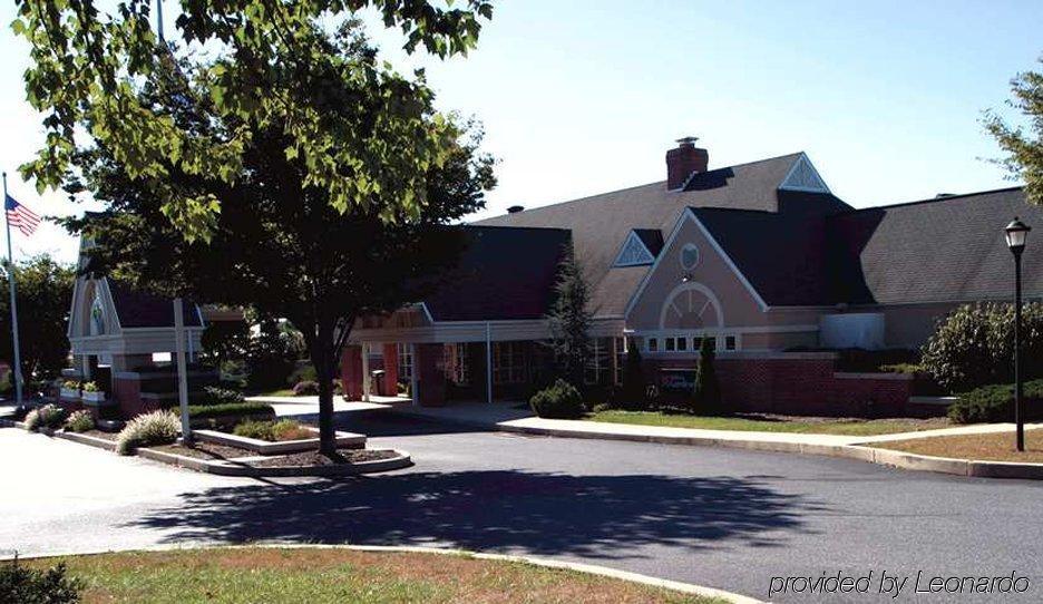 Hilton Garden Inn Lancaster Exterior foto